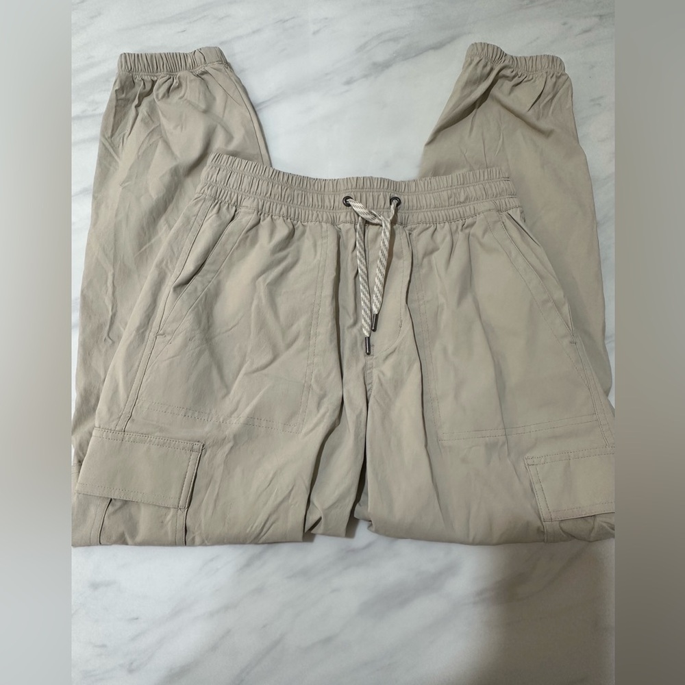 Vuori Light Tan Elastic Waist Pants